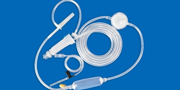 為什么說(shuō)一些藥物使用輸液器時(shí)需避光處理
