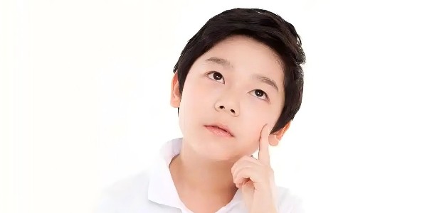 兒童液體藥放冰箱“保鮮”？大錯特錯！這些用藥誤區(qū)你家可能也踩坑了！