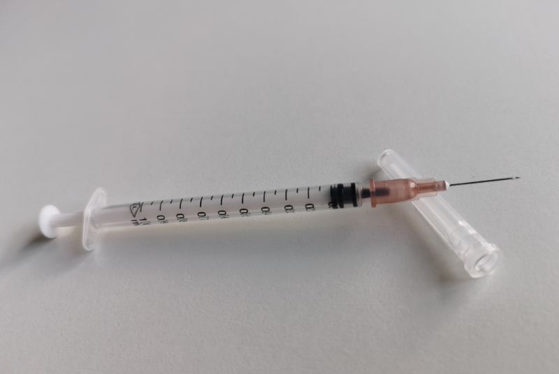 日本沒有疫苗注射器，2400萬劑新冠疫苗要白白浪費